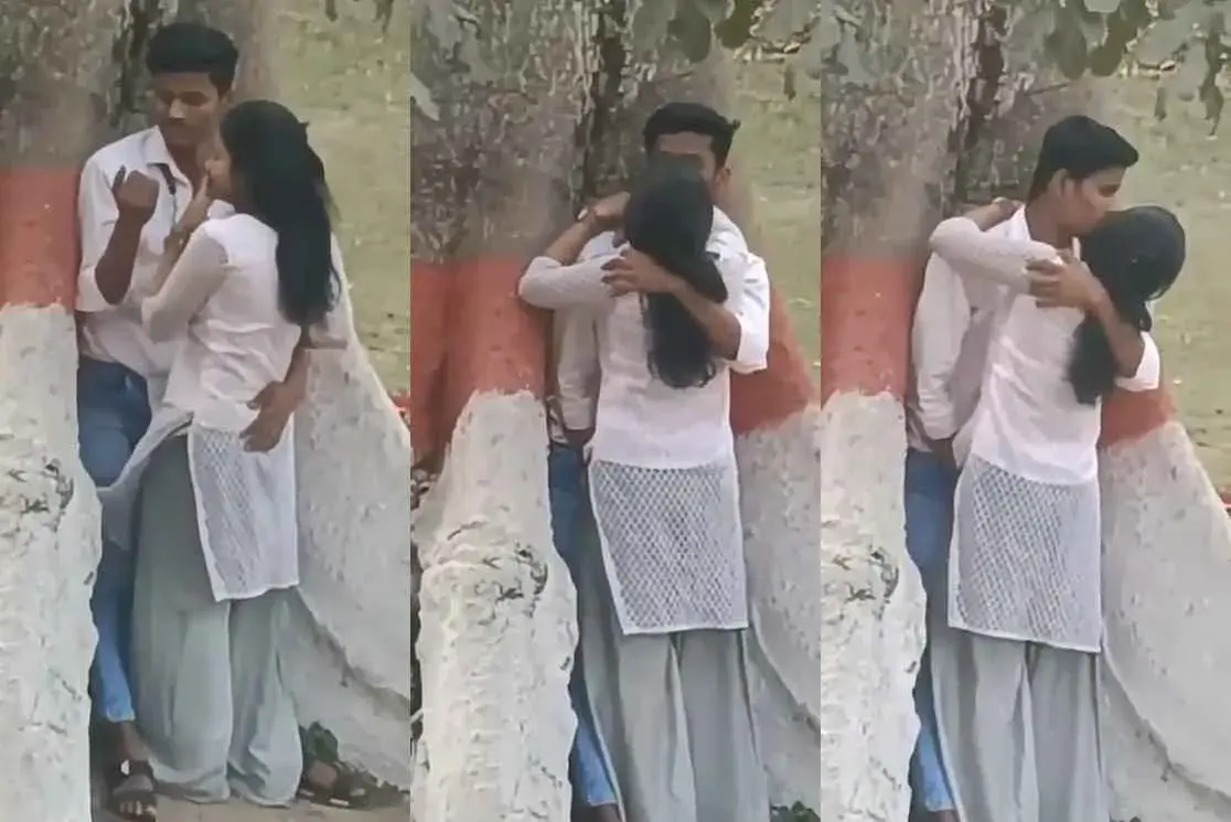 Viral College Girl Boy Kissing Video